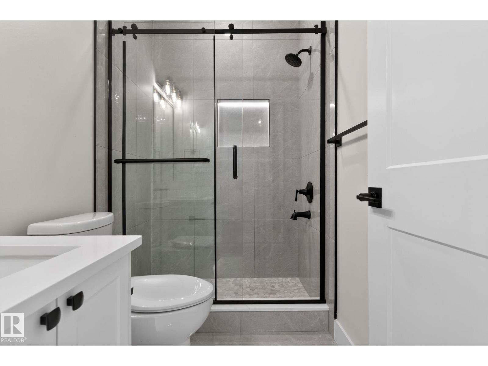 1129 GYRFALCON CR NW, Edmonton