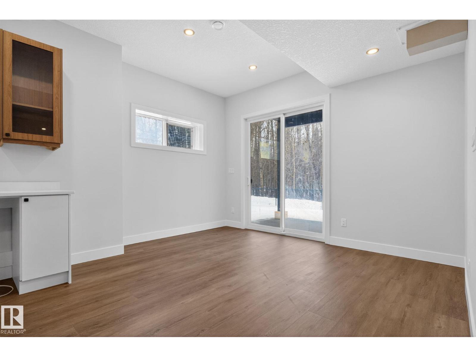 1129 GYRFALCON CR NW, Edmonton