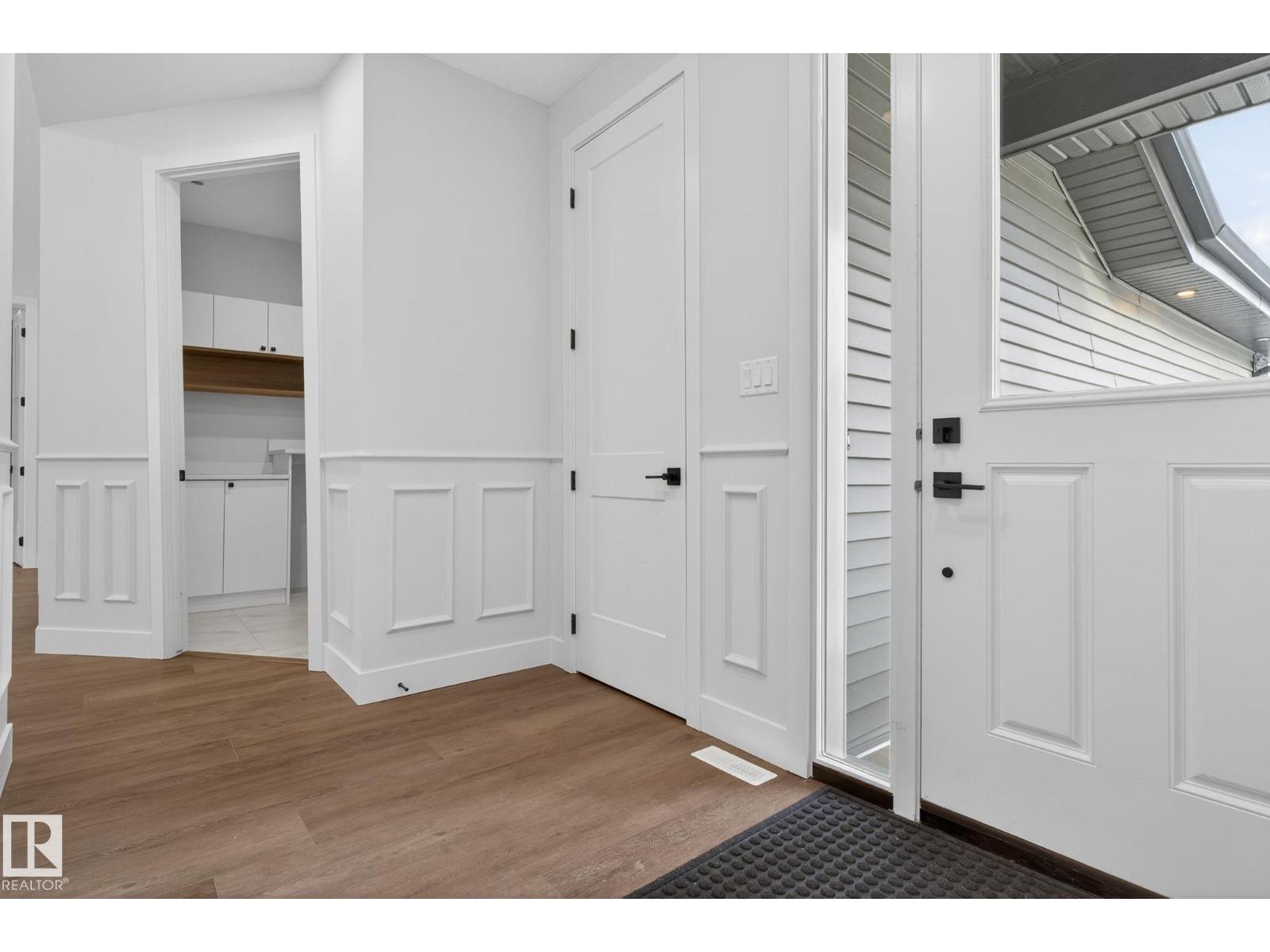 1129 GYRFALCON CR NW, Edmonton