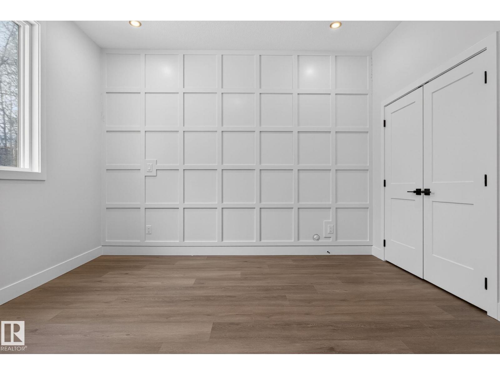 1129 GYRFALCON CR NW, Edmonton