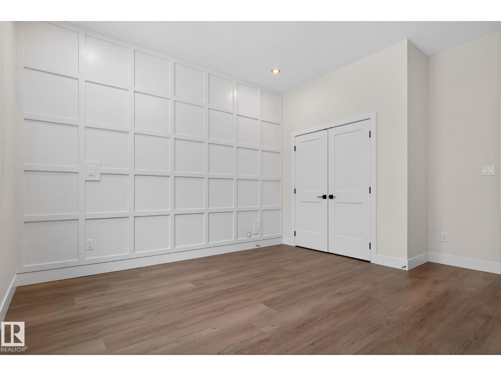 1129 GYRFALCON CR NW, Edmonton