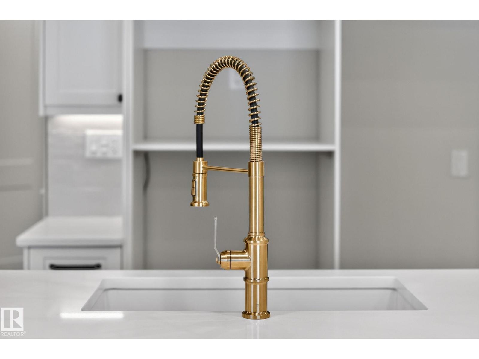 1129 GYRFALCON CR NW, Edmonton