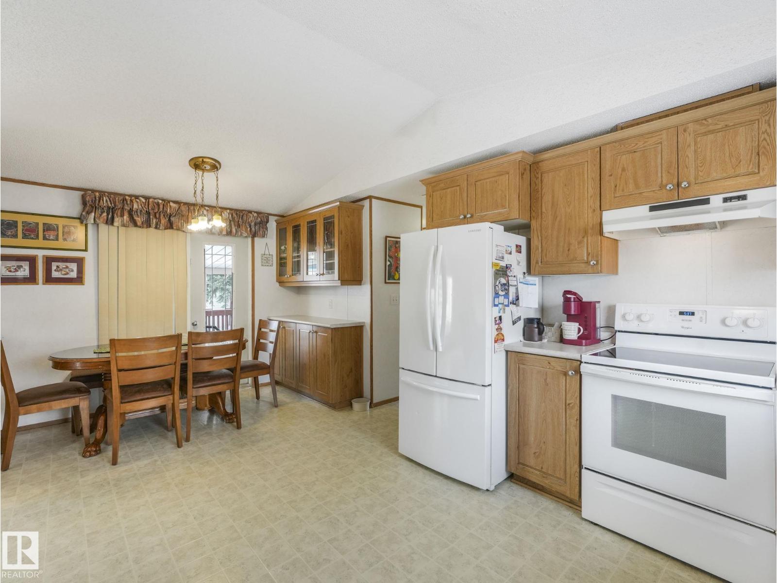 2857 Lakeside CL NW, Edmonton