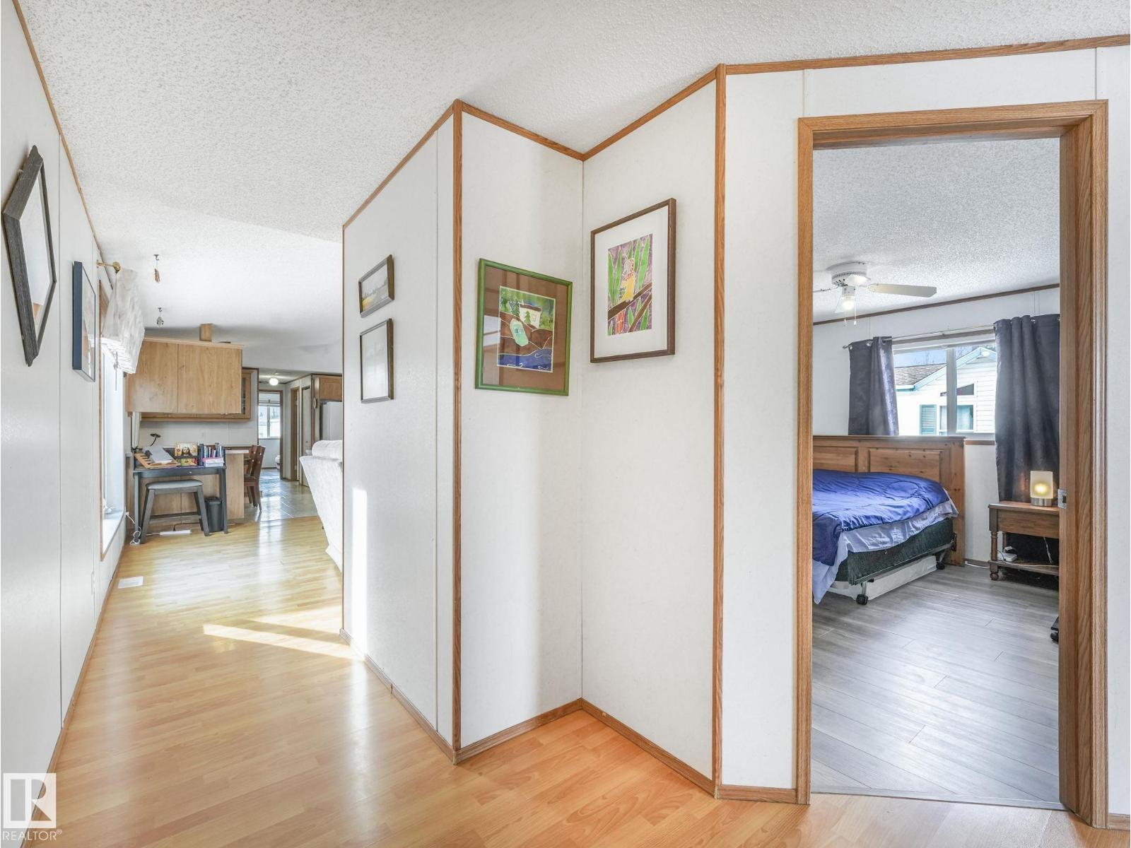2857 Lakeside CL NW, Edmonton
