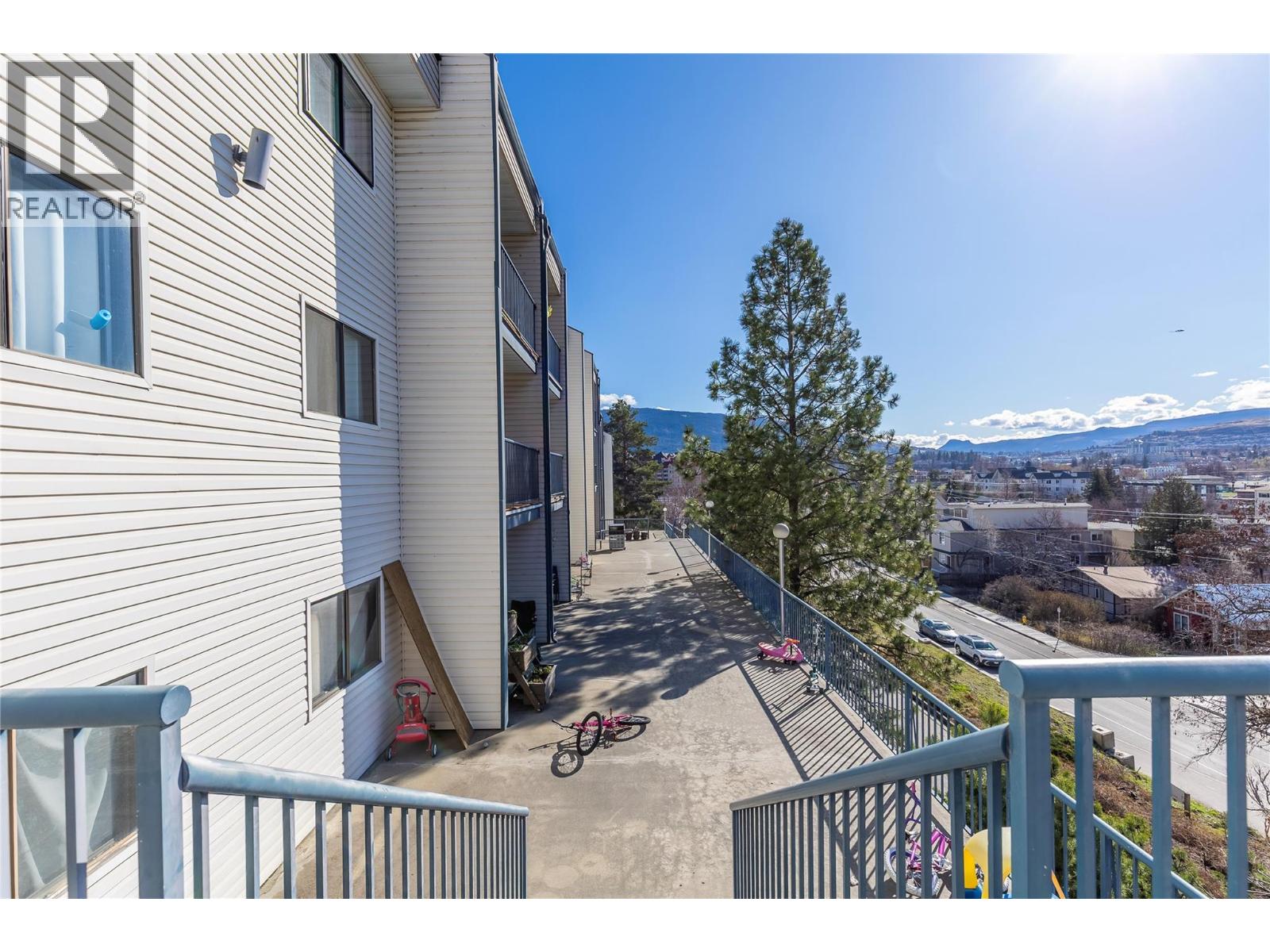 #519 3901 32 Avenue - 40