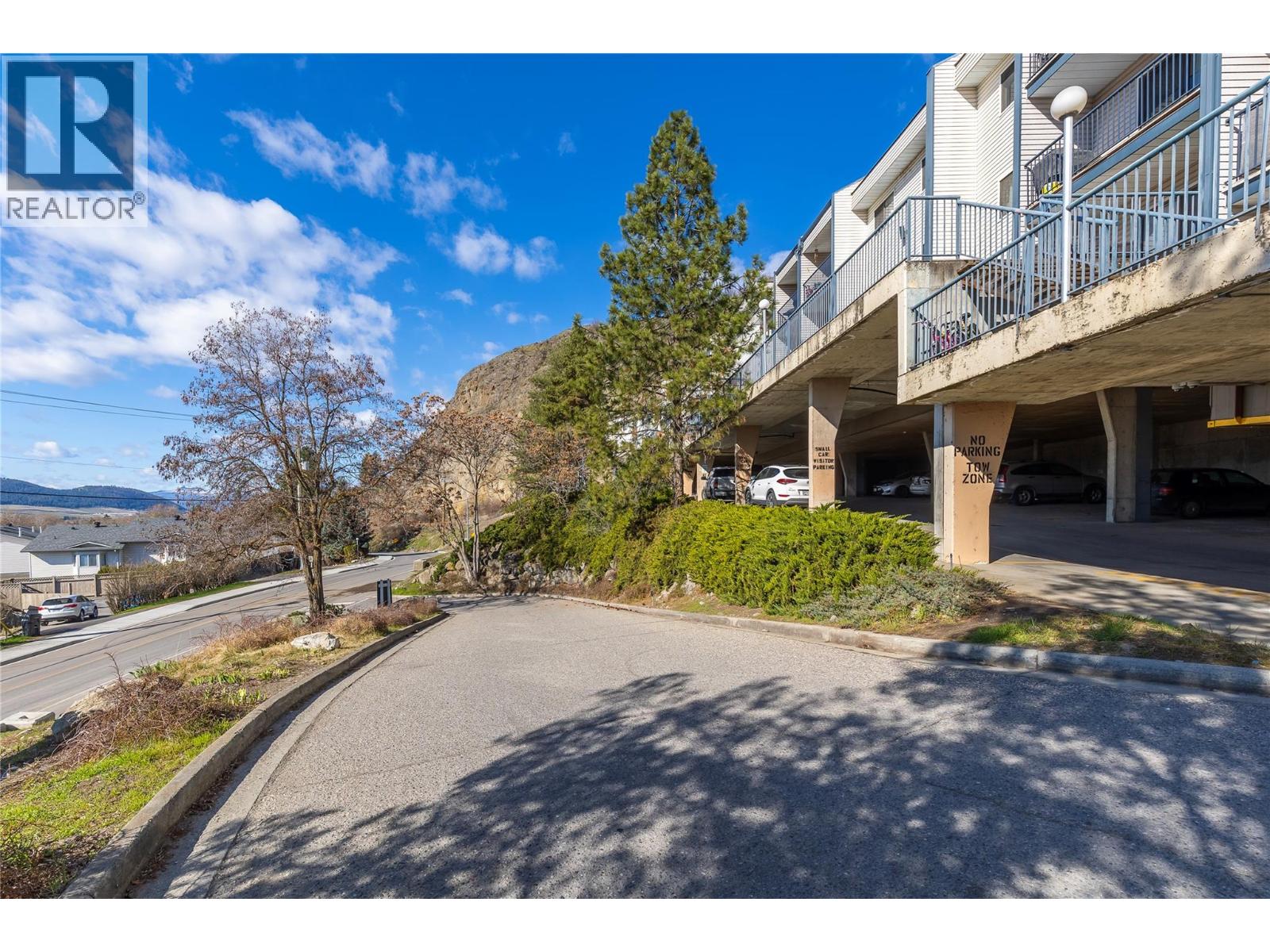 #519 3901 32 AVENUE - 4