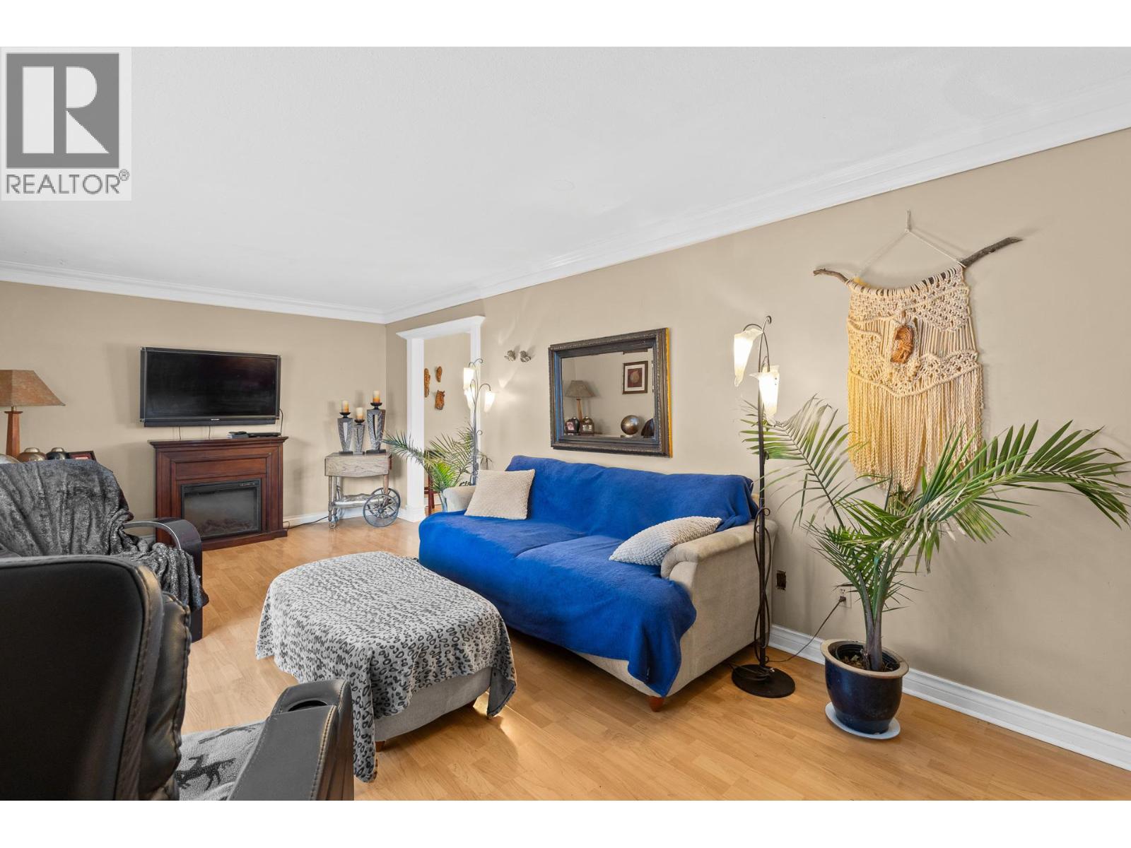 171 Snowsell North Street, Kelowna