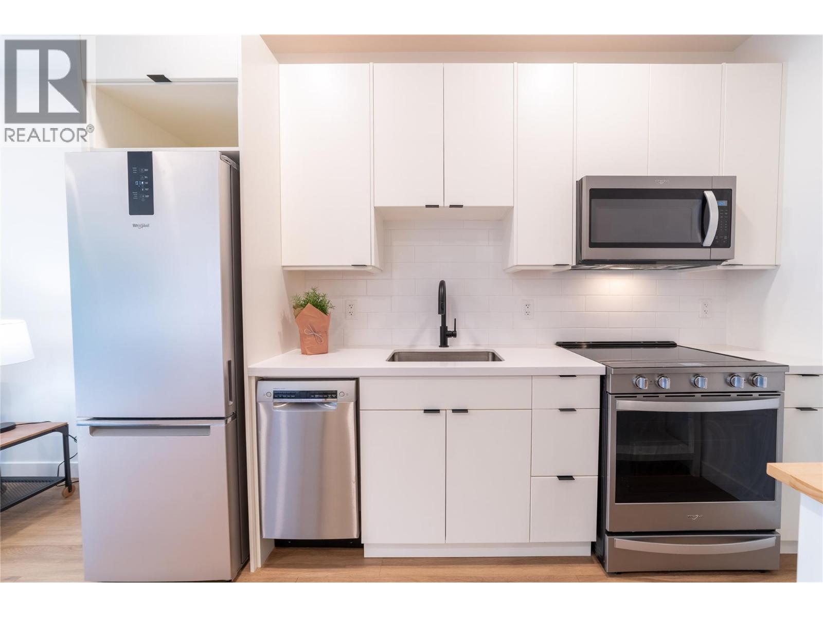 514 VICTORIA Street Unit# 207, Nelson