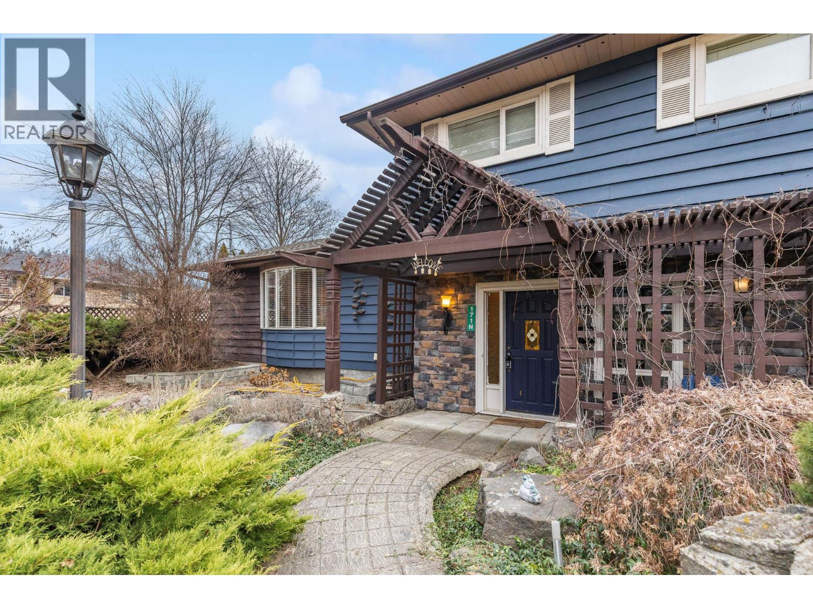 171 Snowsell North Street, Kelowna