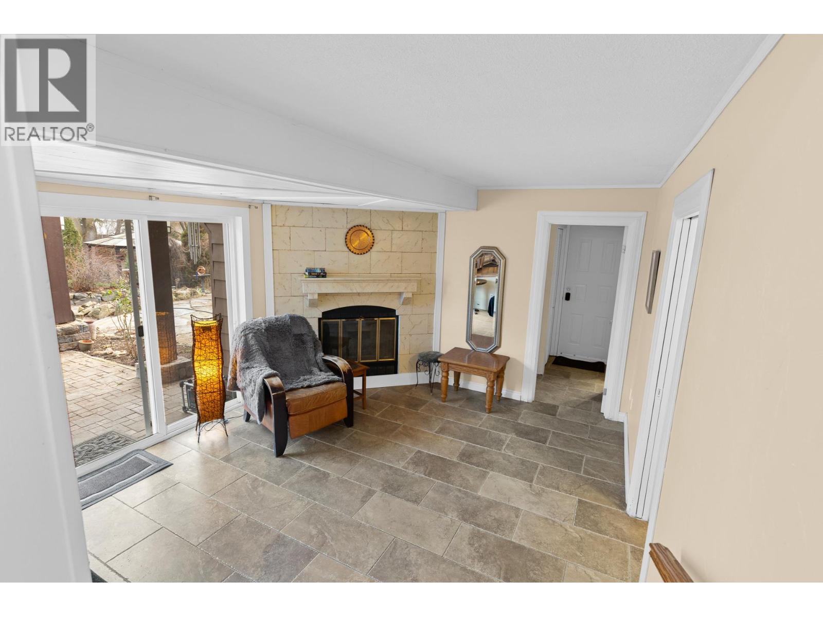 171 Snowsell North Street, Kelowna