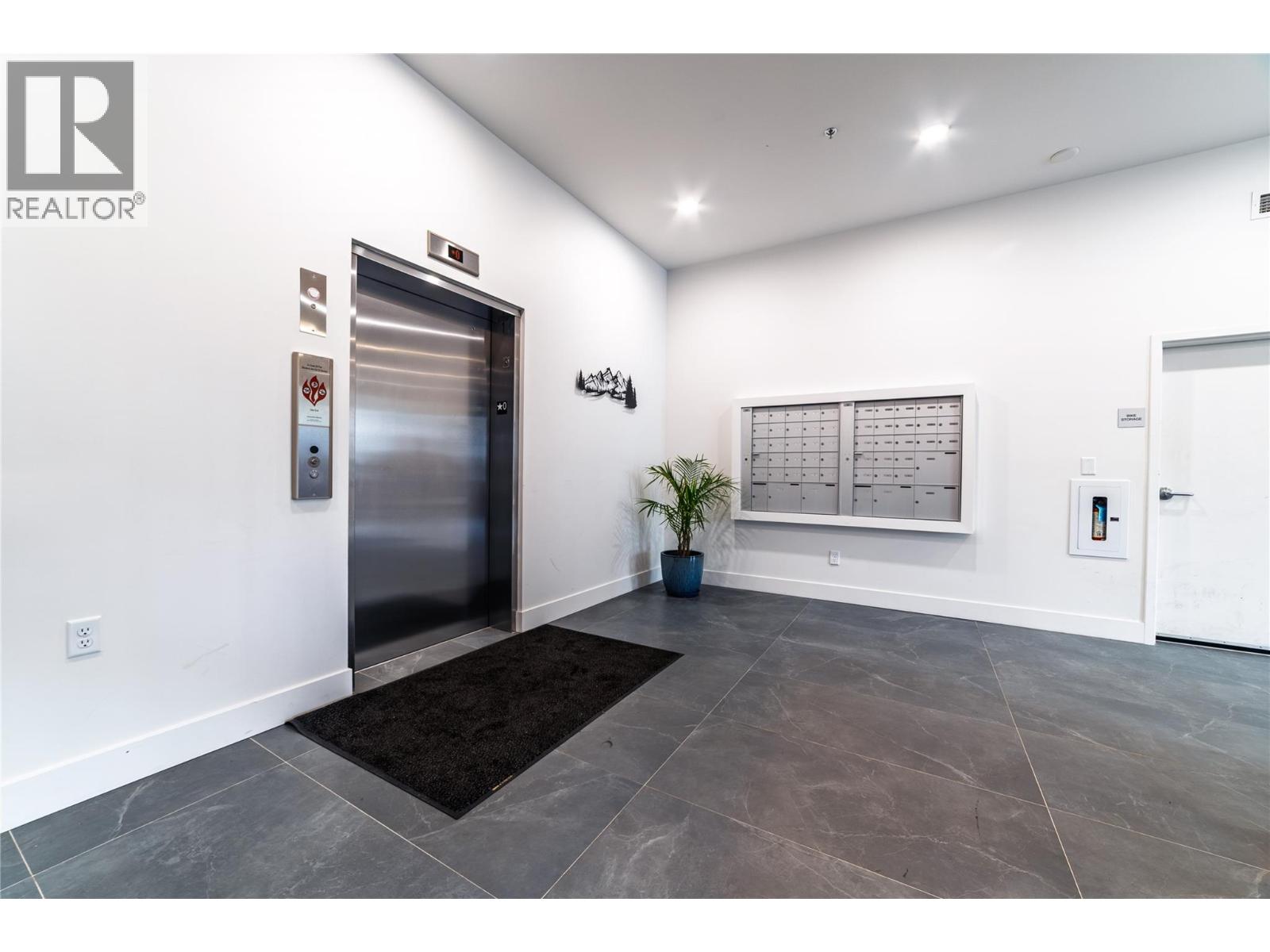 514 VICTORIA Street Unit# 207, Nelson