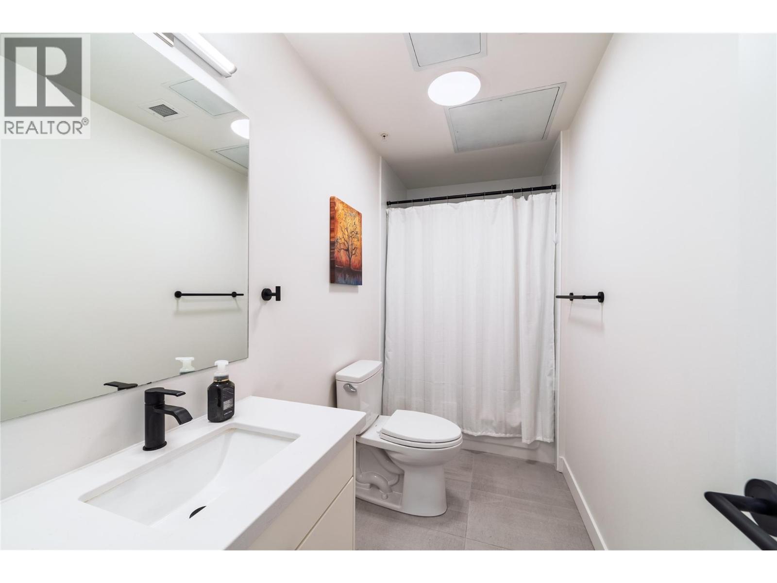 514 VICTORIA Street Unit# 207, Nelson