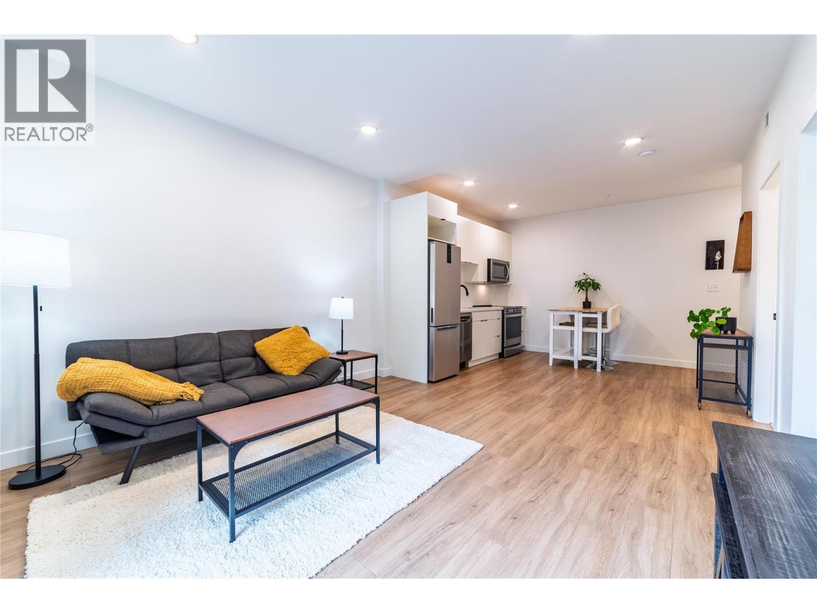 514 VICTORIA Street Unit# 207, Nelson