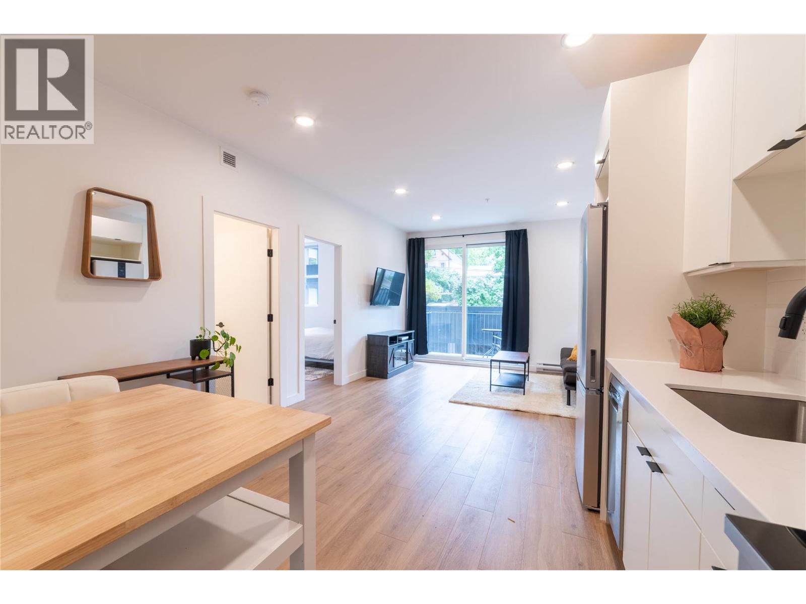 514 VICTORIA Street Unit# 207, Nelson