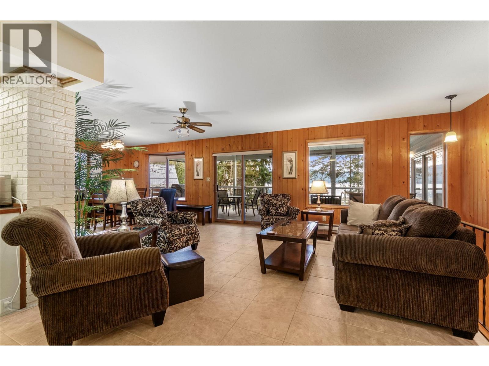 6807 Squilax - Anglemont Road, Magna Bay