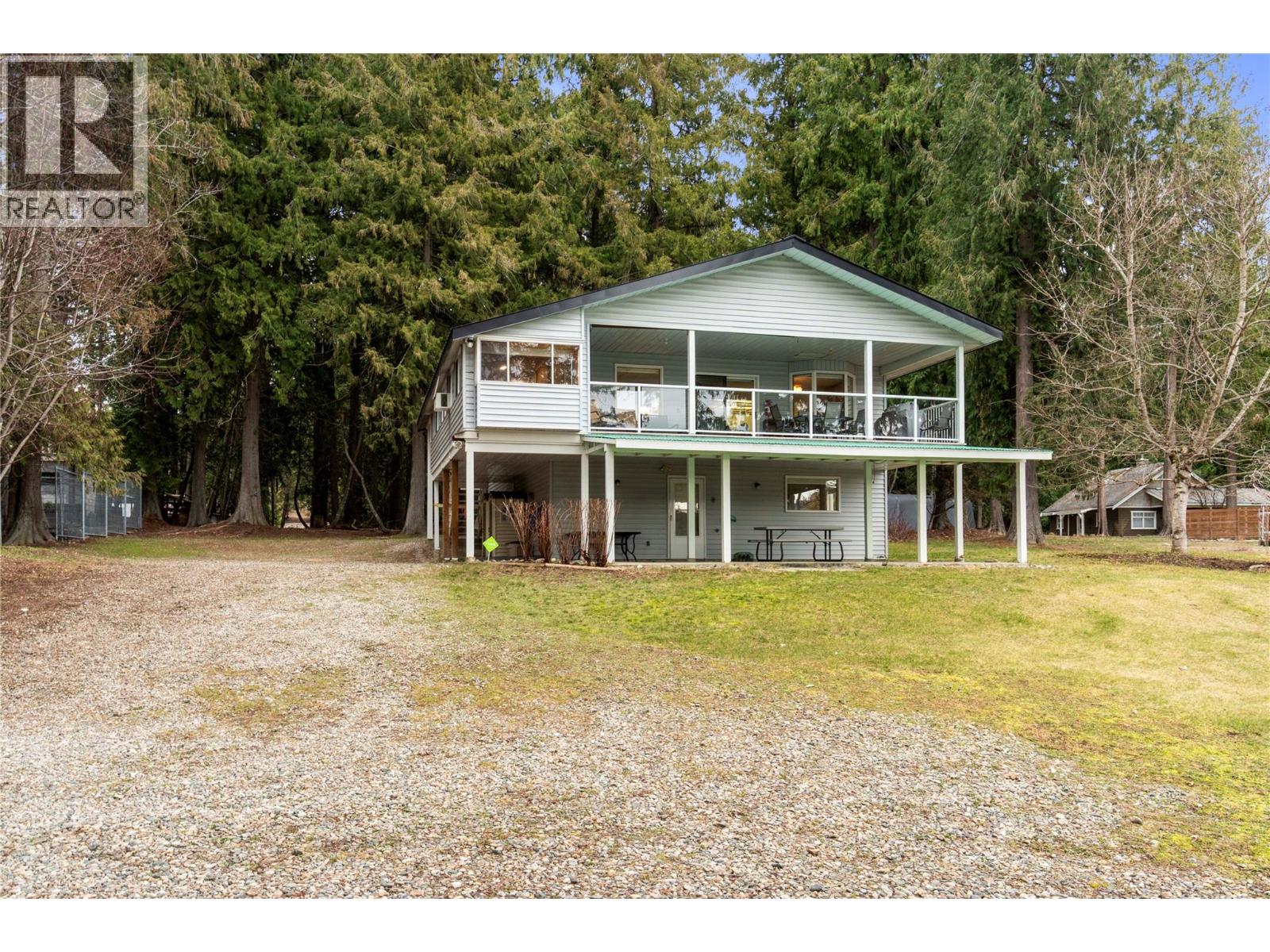 6807 Squilax - Anglemont Road - 1