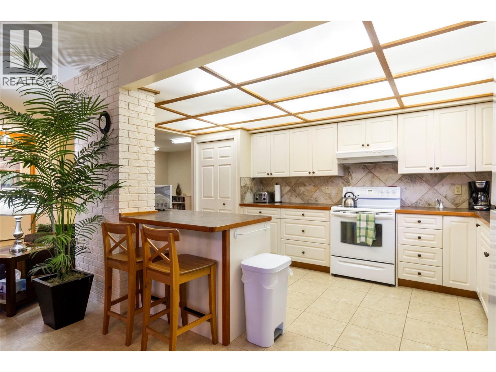 6807 Squilax - Anglemont Road, Magna Bay