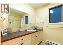 6807 Squilax - Anglemont Road, Magna Bay, BC V0E1M7 Photo 22