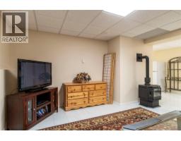 6807 Squilax - Anglemont Road, Magna Bay, BC V0E1M7 Photo 40