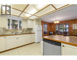 6807 Squilax - Anglemont Road, Magna Bay, BC V0E1M7 Photo 14