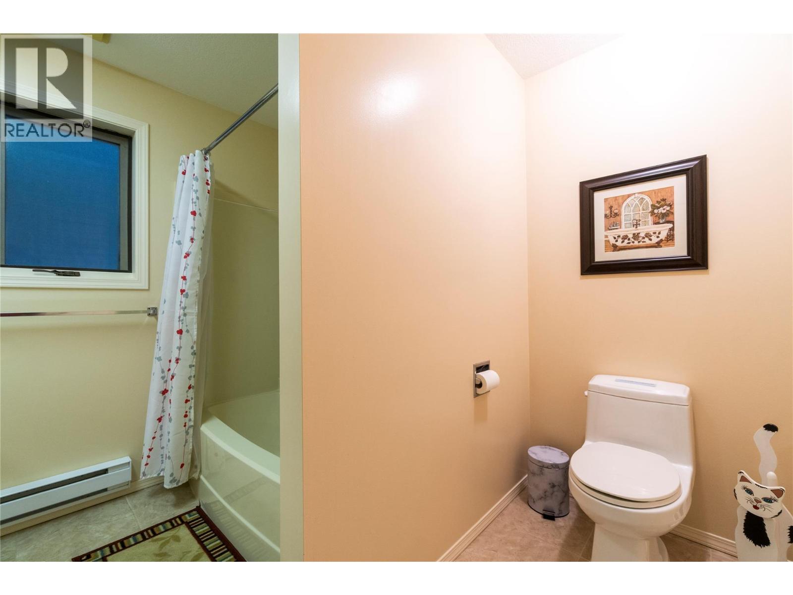 6807 Squilax - Anglemont Road - 21