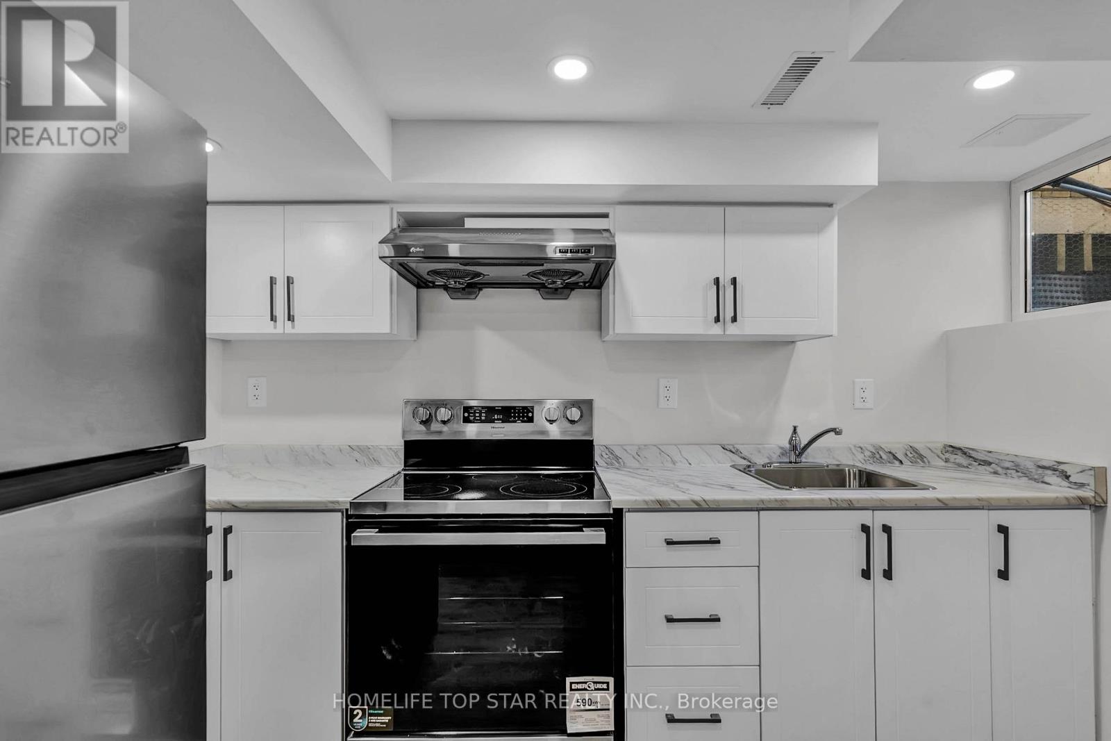 56 MORTIMER AVENUE - 30
