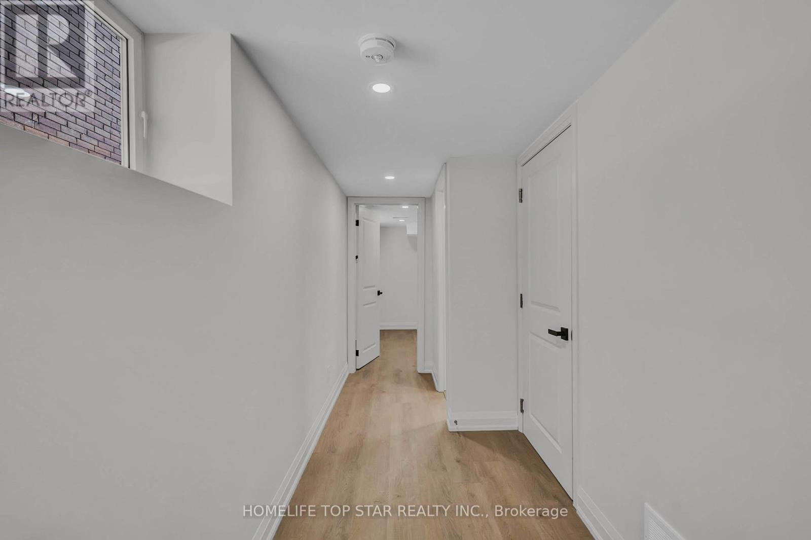 56 MORTIMER AVENUE - 32