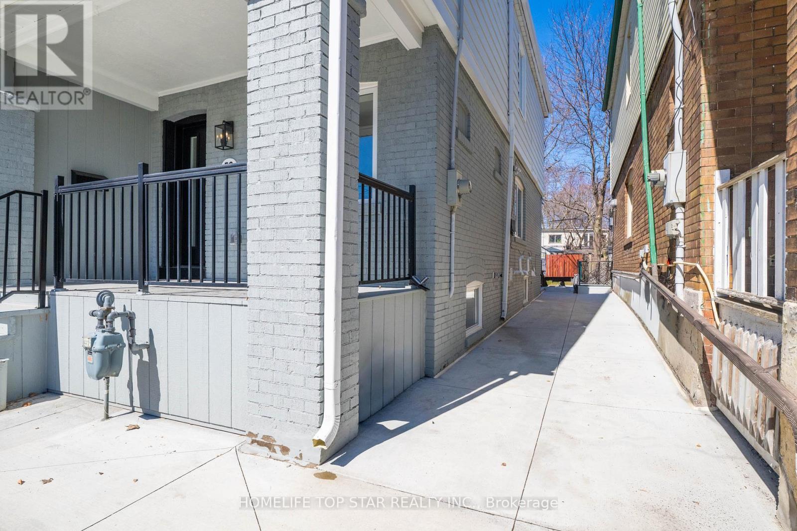 56 MORTIMER AVENUE - 36