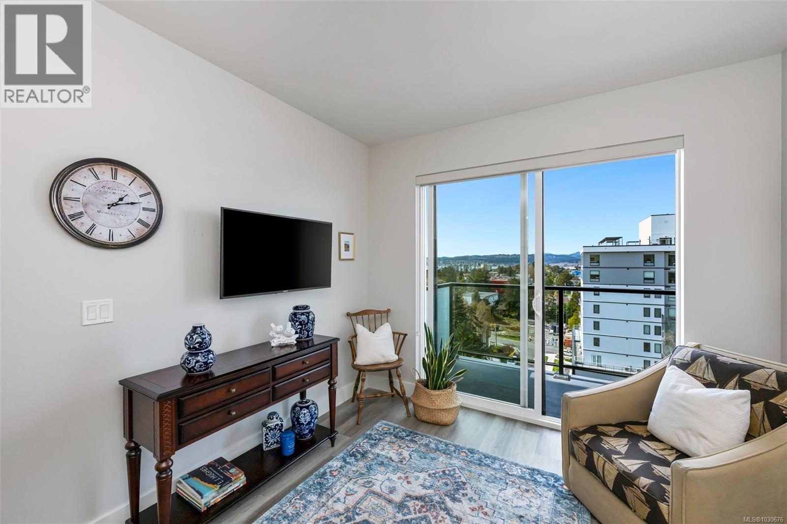 907 622 Admirals Road, Esquimalt