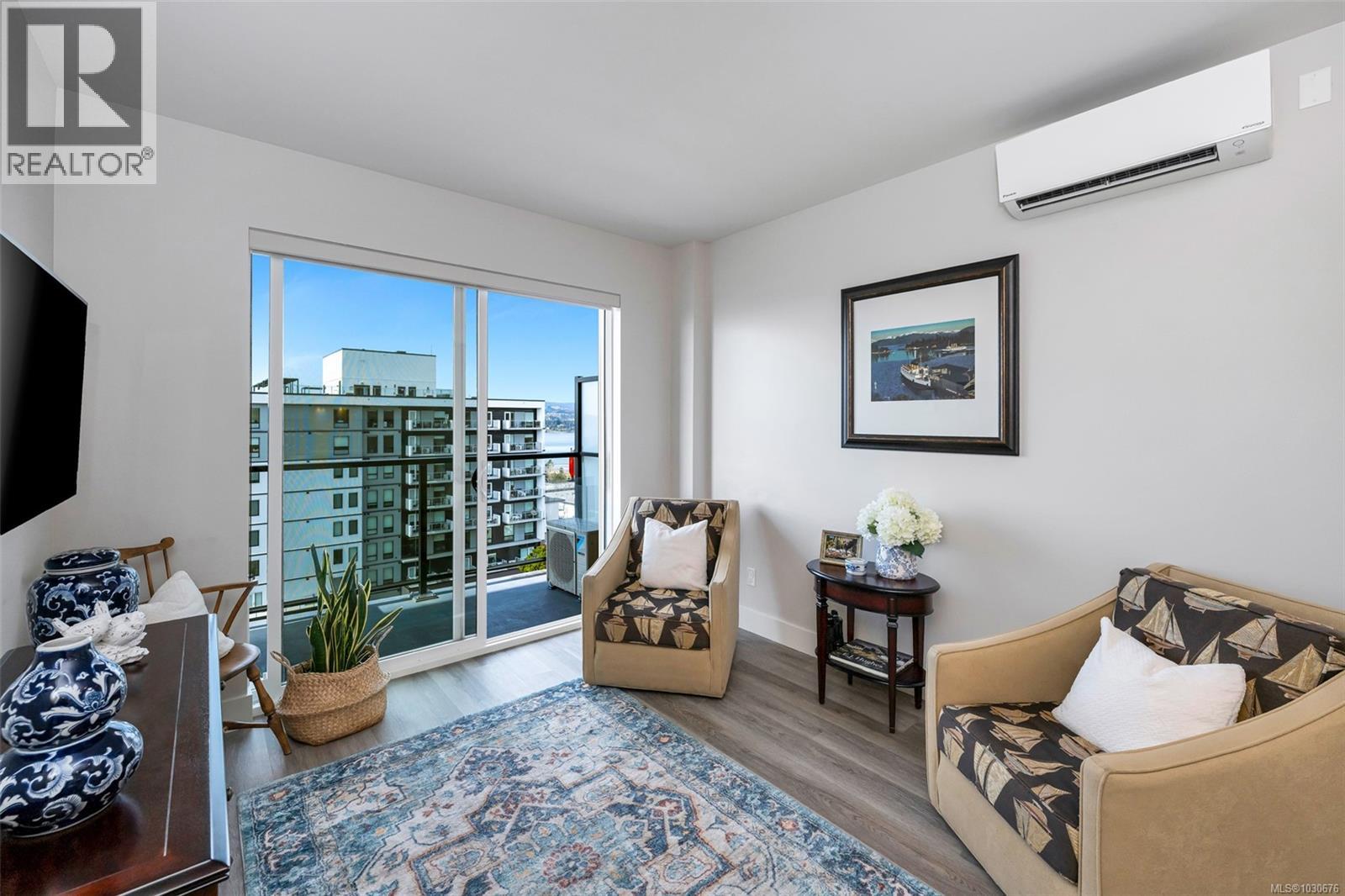 907 622 Admirals Road, Esquimalt