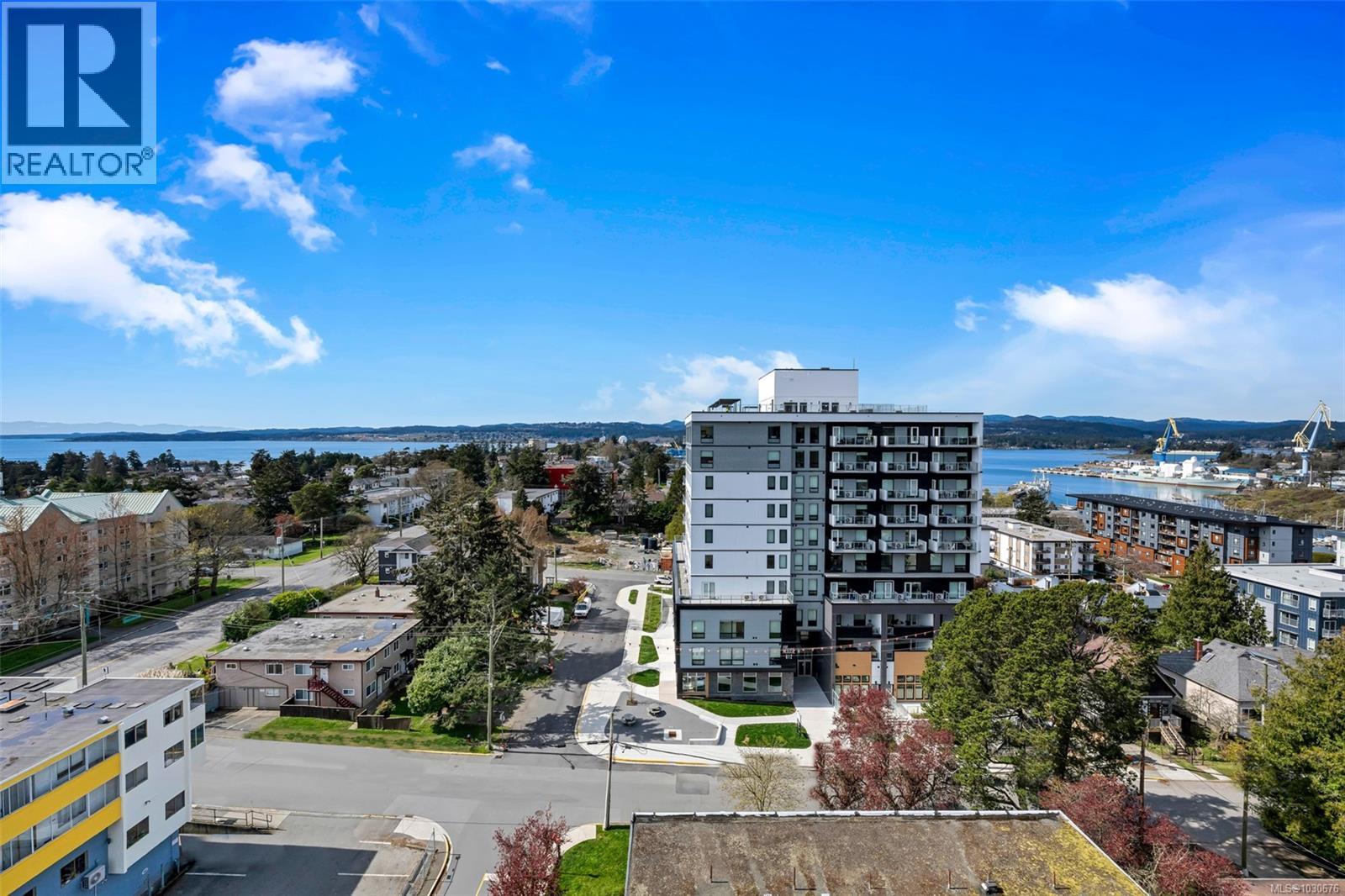 907 622 Admirals Road, Esquimalt