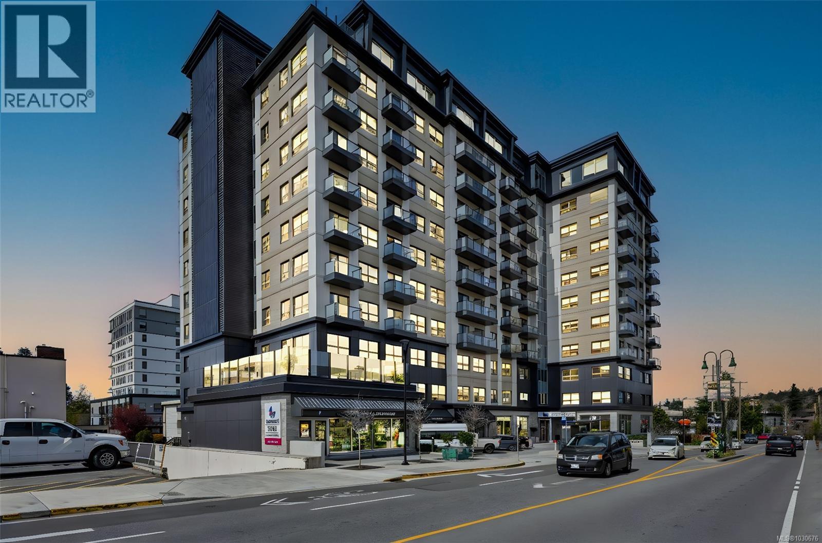 907 622 Admirals Road, Esquimalt