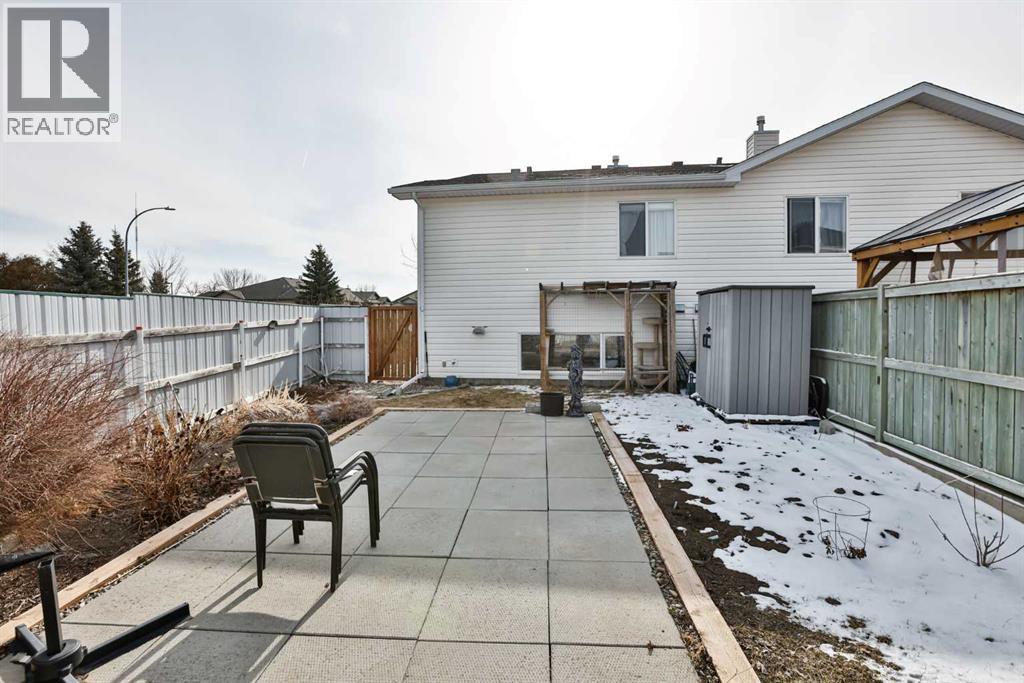 289 COUGAR WAY N - 21