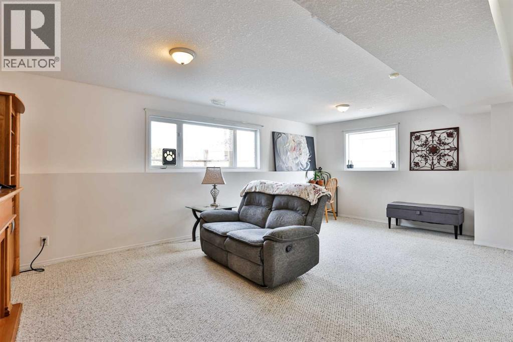 289 COUGAR WAY N - 15