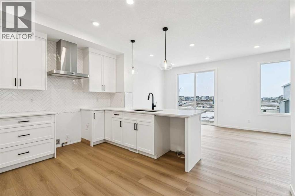 Single Family House for Sale in  Bartlett Row SE Rangeview Calgary 