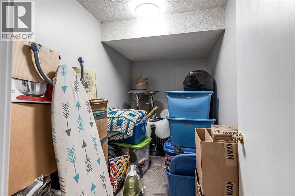 #1 1165 16 STREET NE - 44