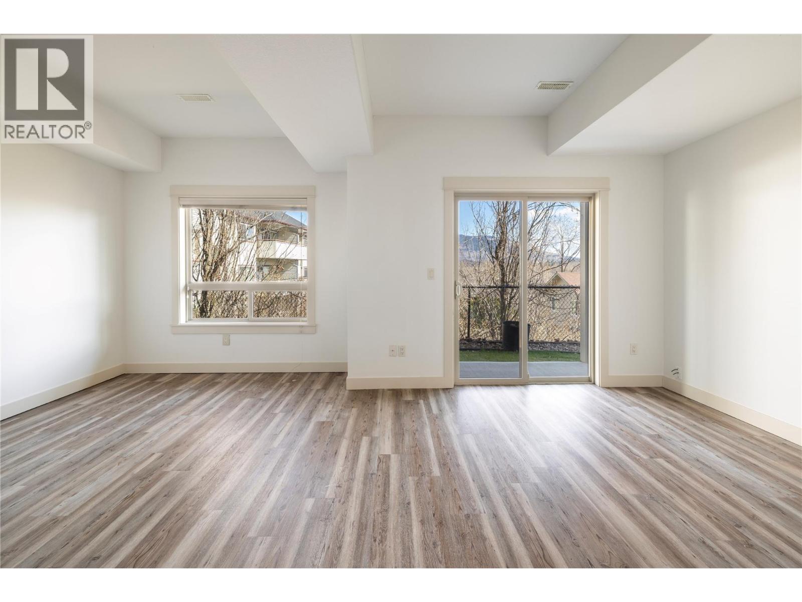 701 4900 Heritage Drive, Vernon