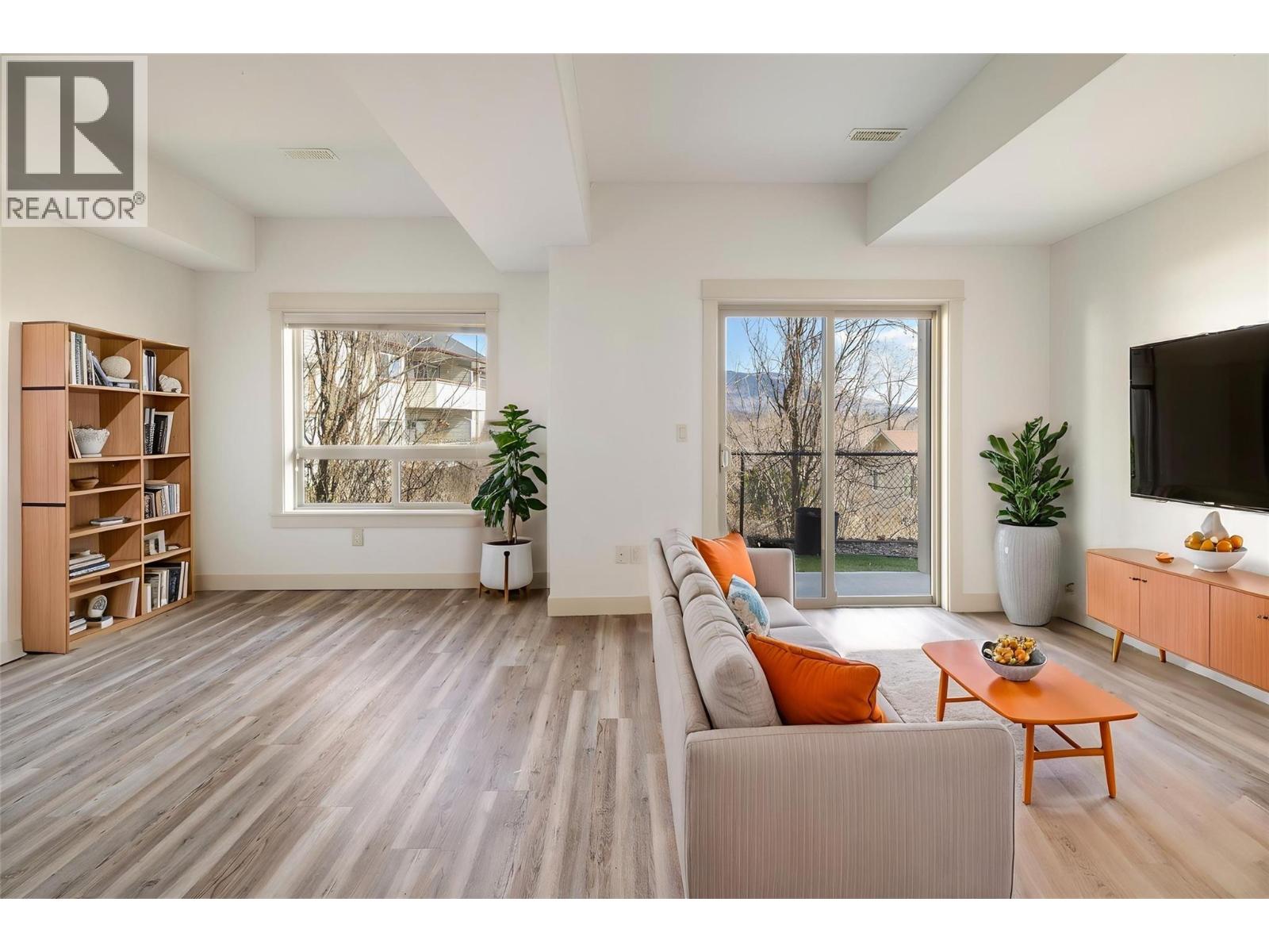 701 4900 Heritage Drive, Vernon