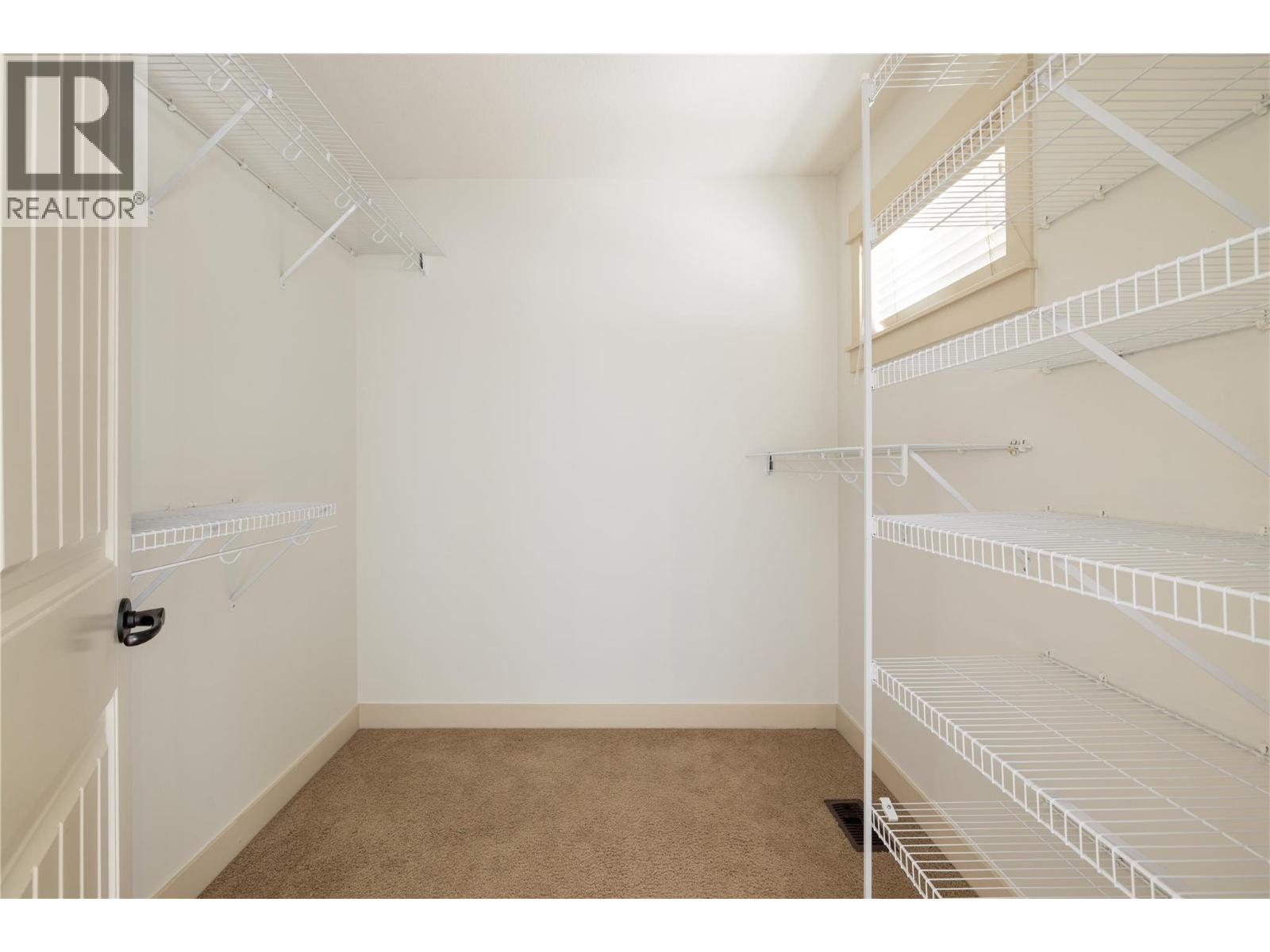 701 4900 Heritage Drive, Vernon