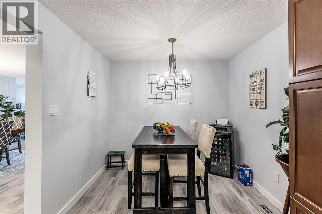 #1 1165 16 STREET NE - 17