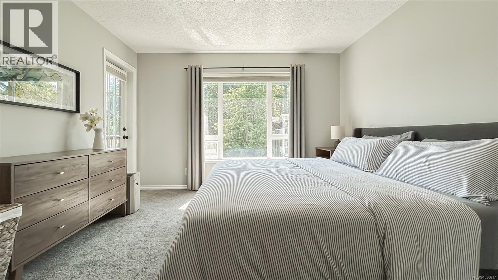 #403 2823 JACKLIN RD - 8