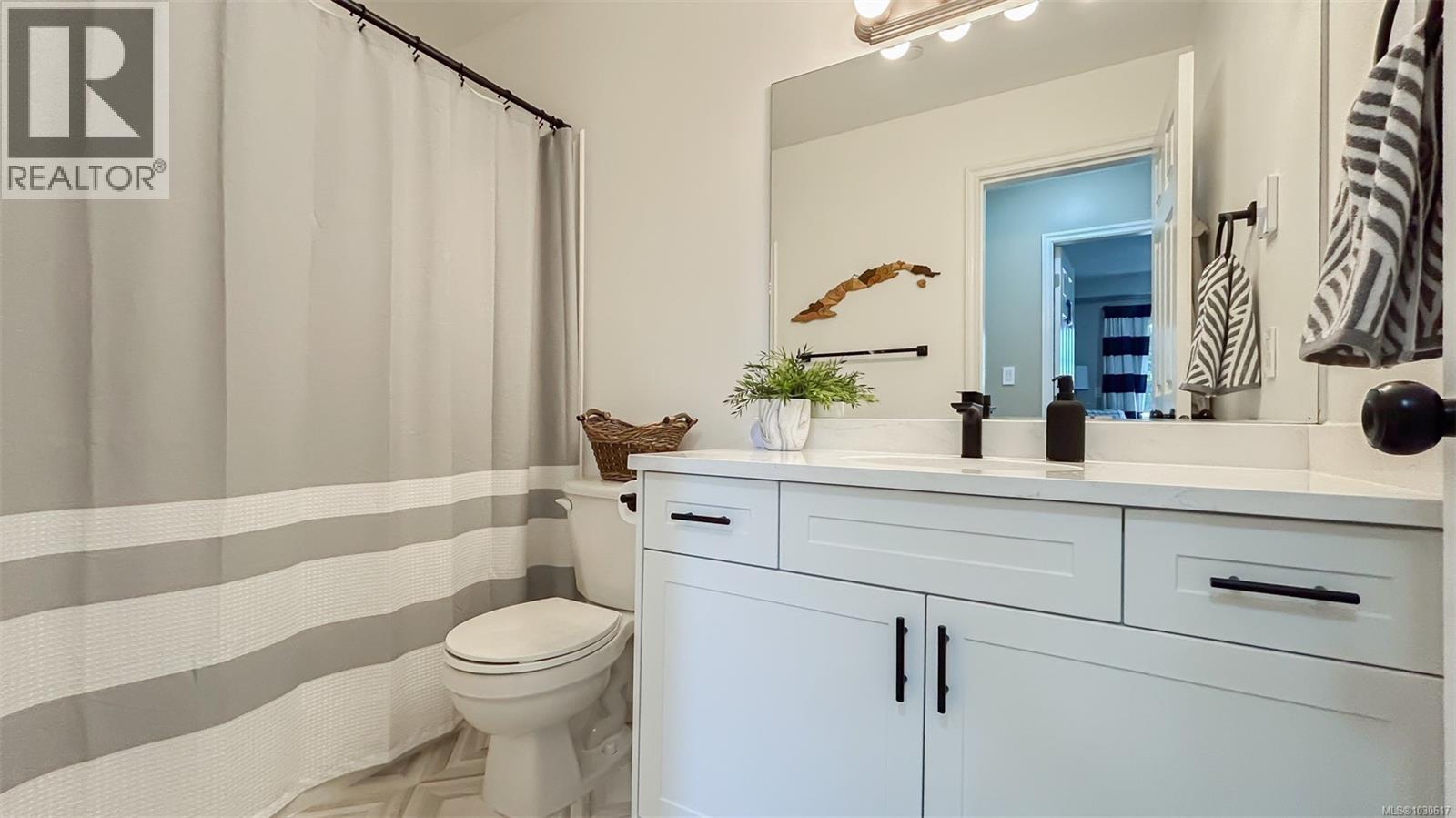 #403 2823 JACKLIN RD - 15