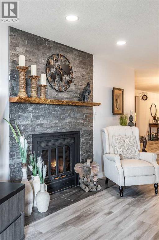 #1 1165 16 STREET NE - 21