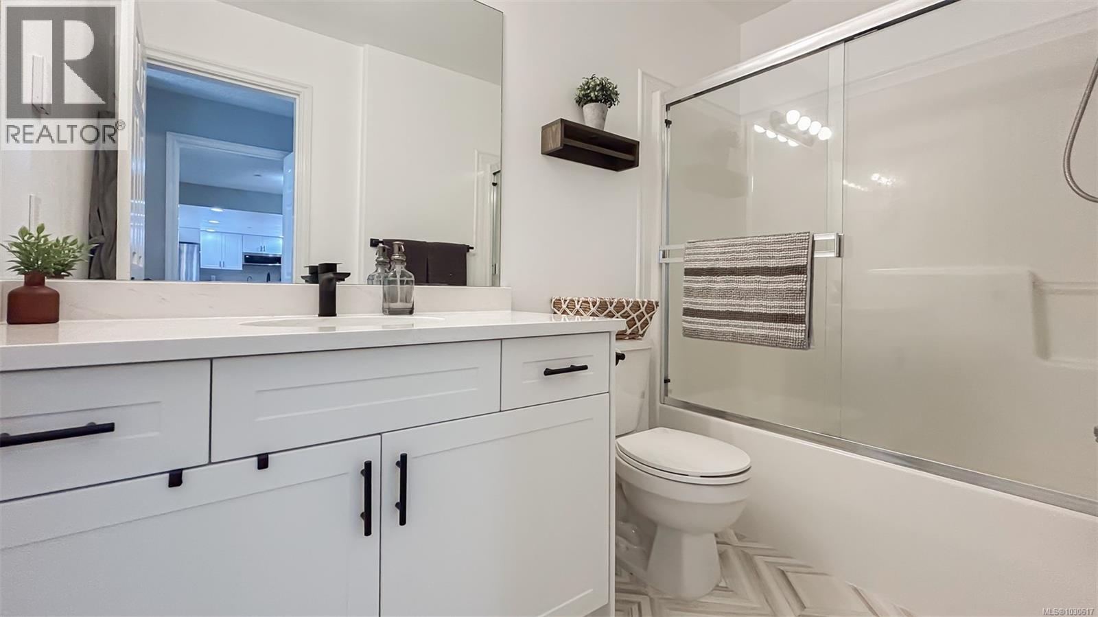 #403 2823 JACKLIN RD - 14