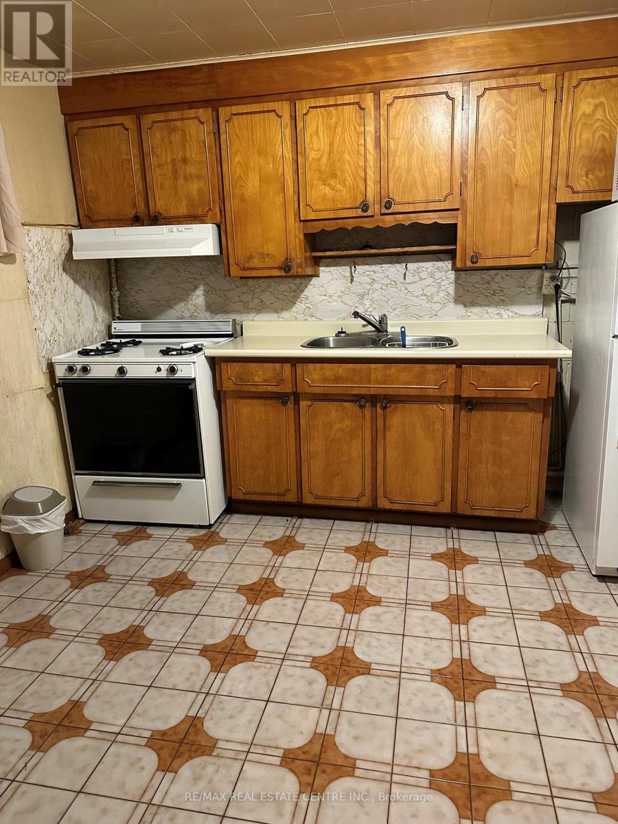 82 SHARPECROFT BOULEVARD