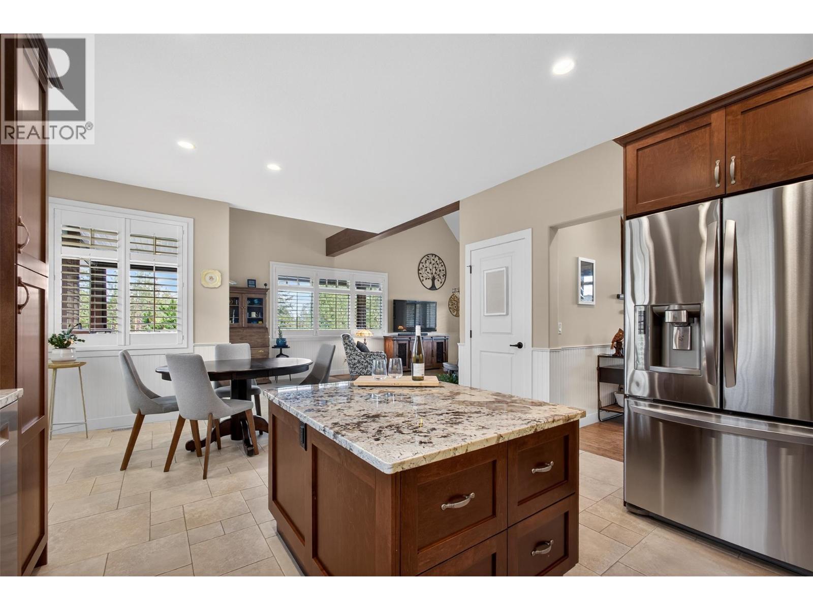 2478 Stone Grove Crescent, West Kelowna