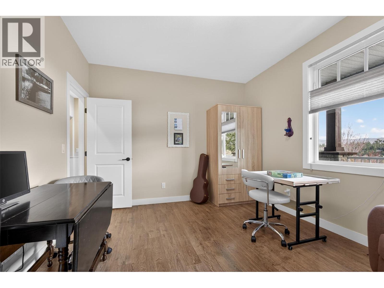 2478 Stone Grove Crescent, West Kelowna