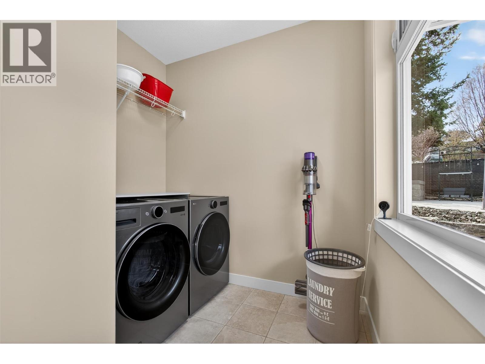 2478 Stone Grove Crescent, West Kelowna