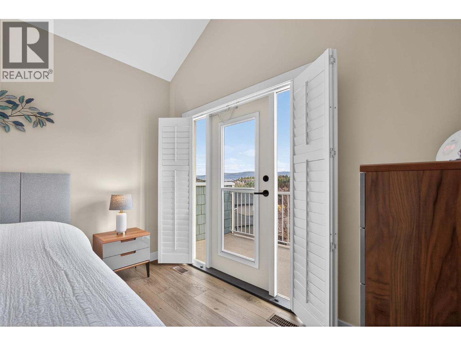 2478 Stone Grove Crescent, West Kelowna