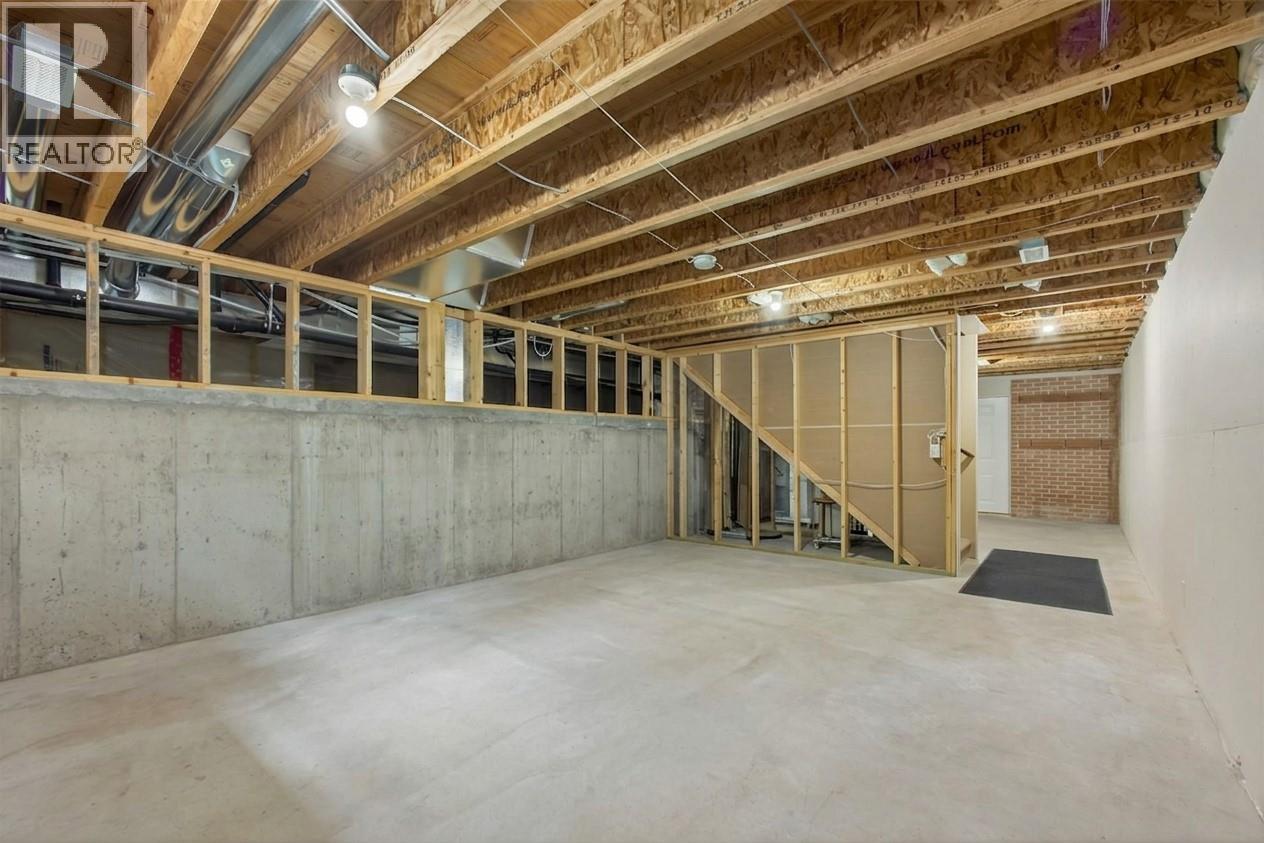 2478 Stone Grove Crescent, West Kelowna